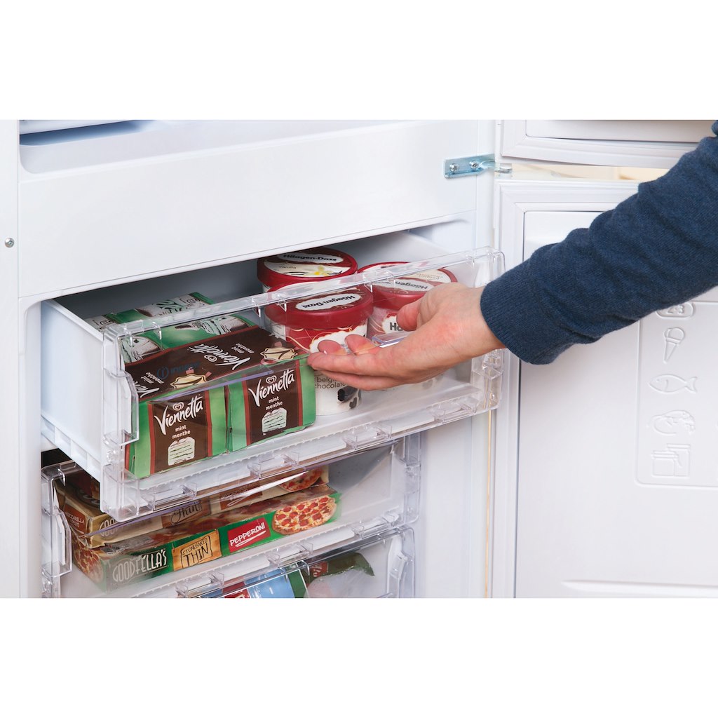 Hotpoint fridge freezer hbnf5517w hotsell